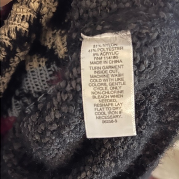 Arizona junior’s crop sweater - Picture 5 of 8